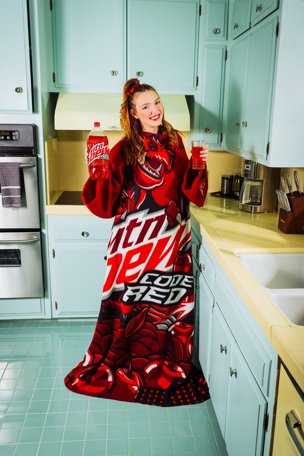 Snuggie® x Pepsi